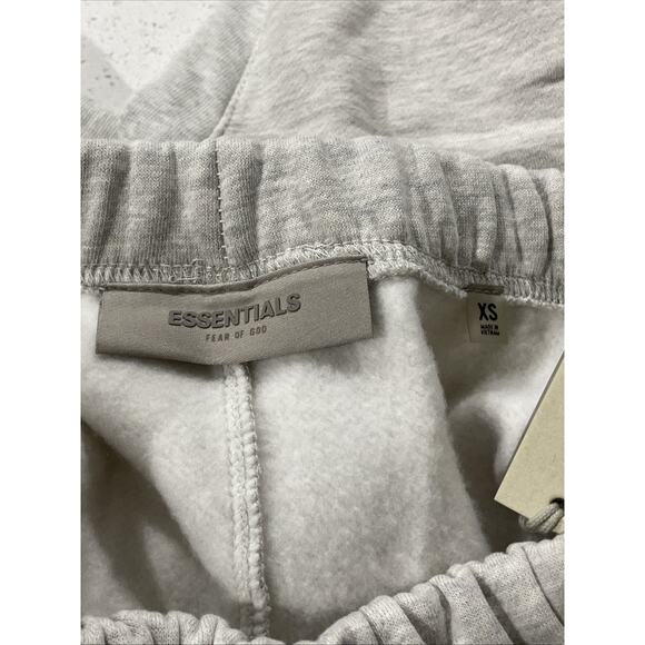 Fear of God Essentials Sweatpants SS22 Light Oatmeal X-Small NWT FAST SHIPPING - Picture 11 of 11